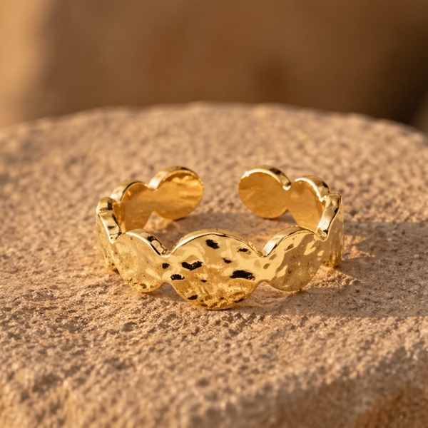 Delphi Ring · Gold