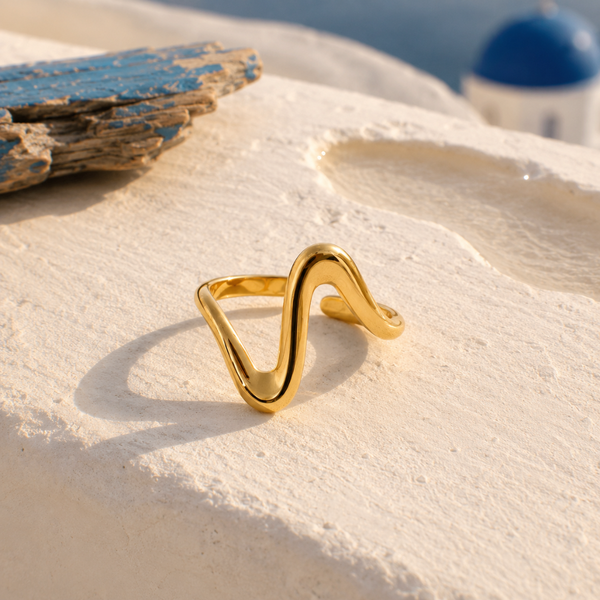 Thira Ring · Gold