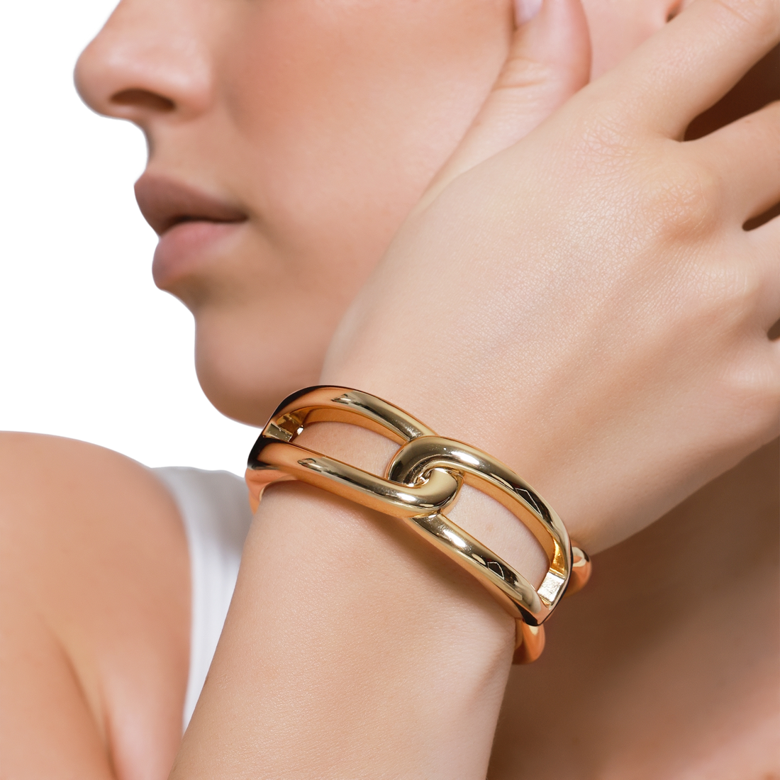 Goldenes Armband mit elegantem Design für moderne Looks
