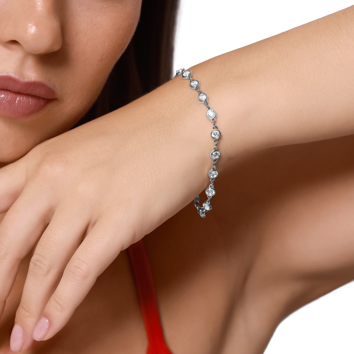 Armband Damen Edelstahl Rosalie in Silber - Detailansicht der gefassten weissen Steine