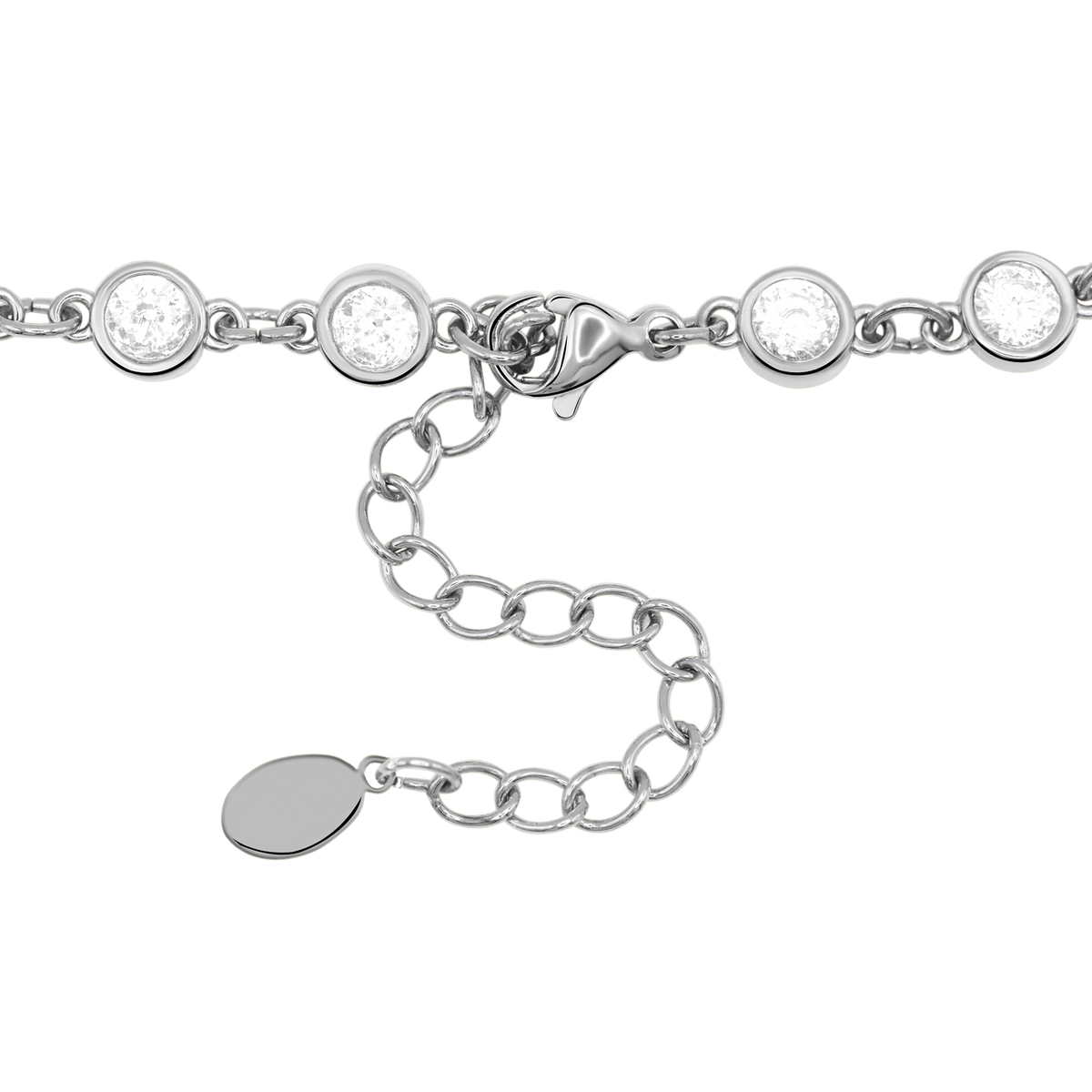 Armband Damen Edelstahl Rosalie in Silber gestylt als Teil eines Schmucklooks