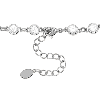 Armband Damen Edelstahl Rosalie in Silber gestylt als Teil eines Schmucklooks