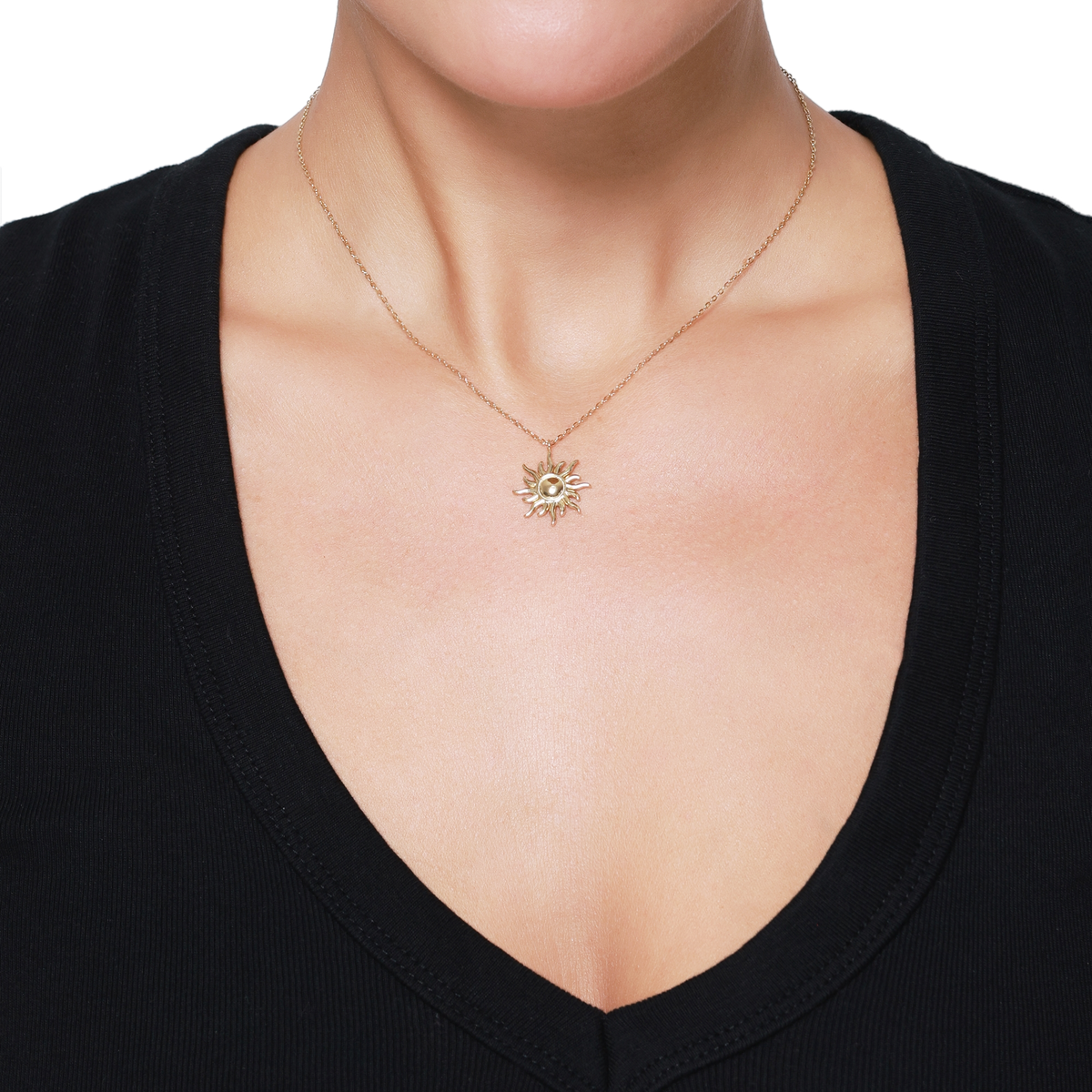 Halskette Damen Gold Halla in Gold Detailansicht des Sonnenanhängers mit Zirkonia