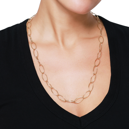 Halskette Damen Gold Isleen in Gold, Detailaufnahme der ovalen Kettenglieder