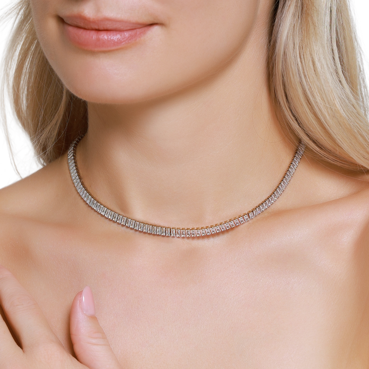 Halskette Damen Edelstahl Zelie Gold - Detailansicht der Zirkonia