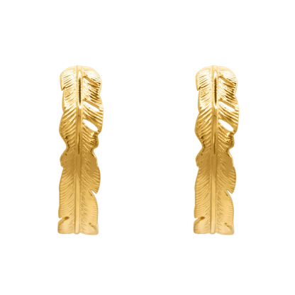 Ohrringe Damen Edelstahl Berrit Gold getragen am Ohr