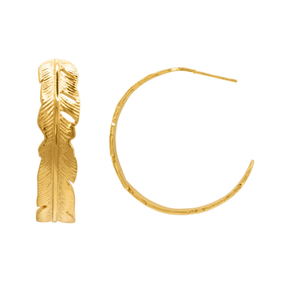 Goldene Damen Ohrstecker Berrit gestylt