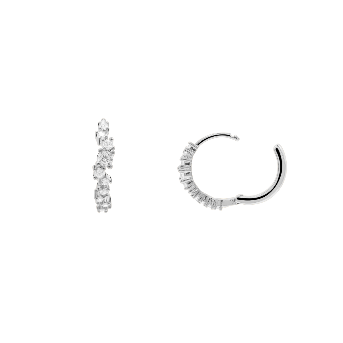 Ohrringe Damen Edelstahl Ottavia in Silber gestylt mit weiterem Damenschmuck