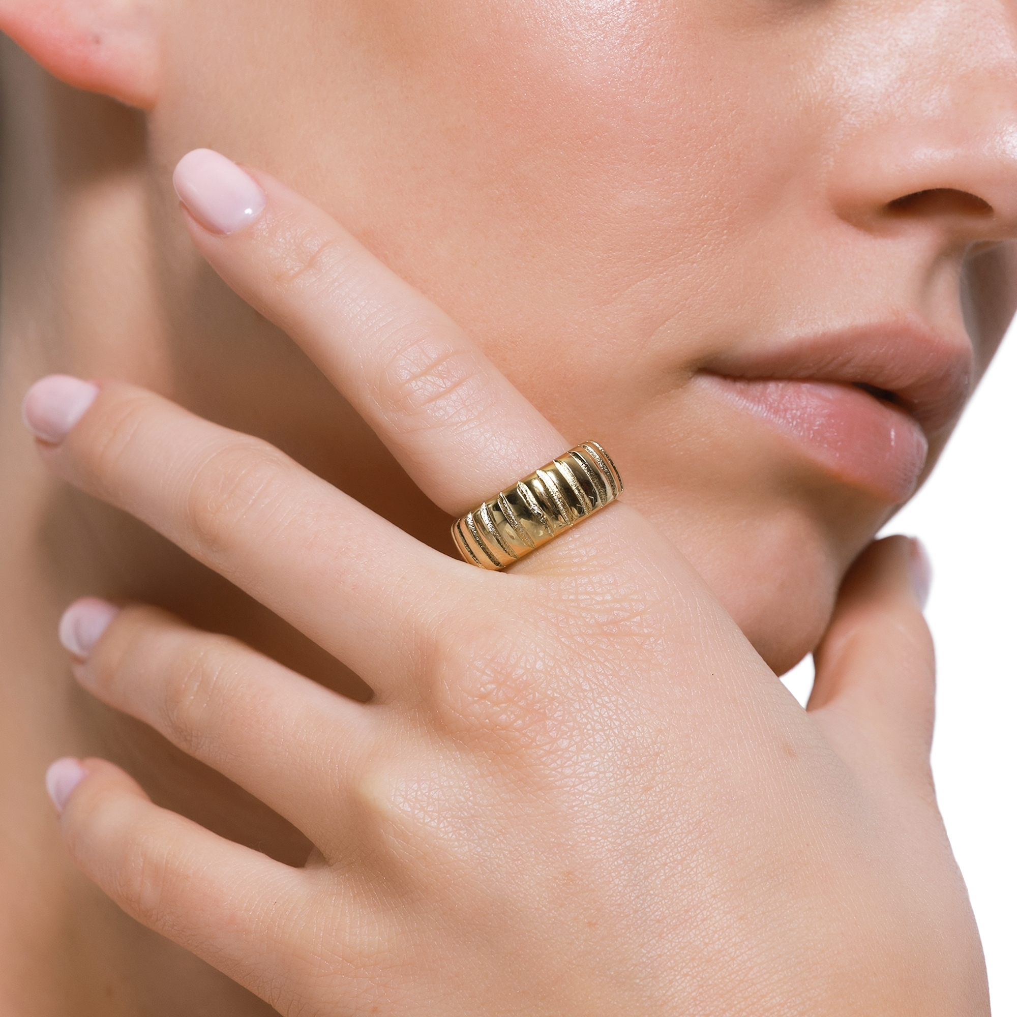 Ring Gina