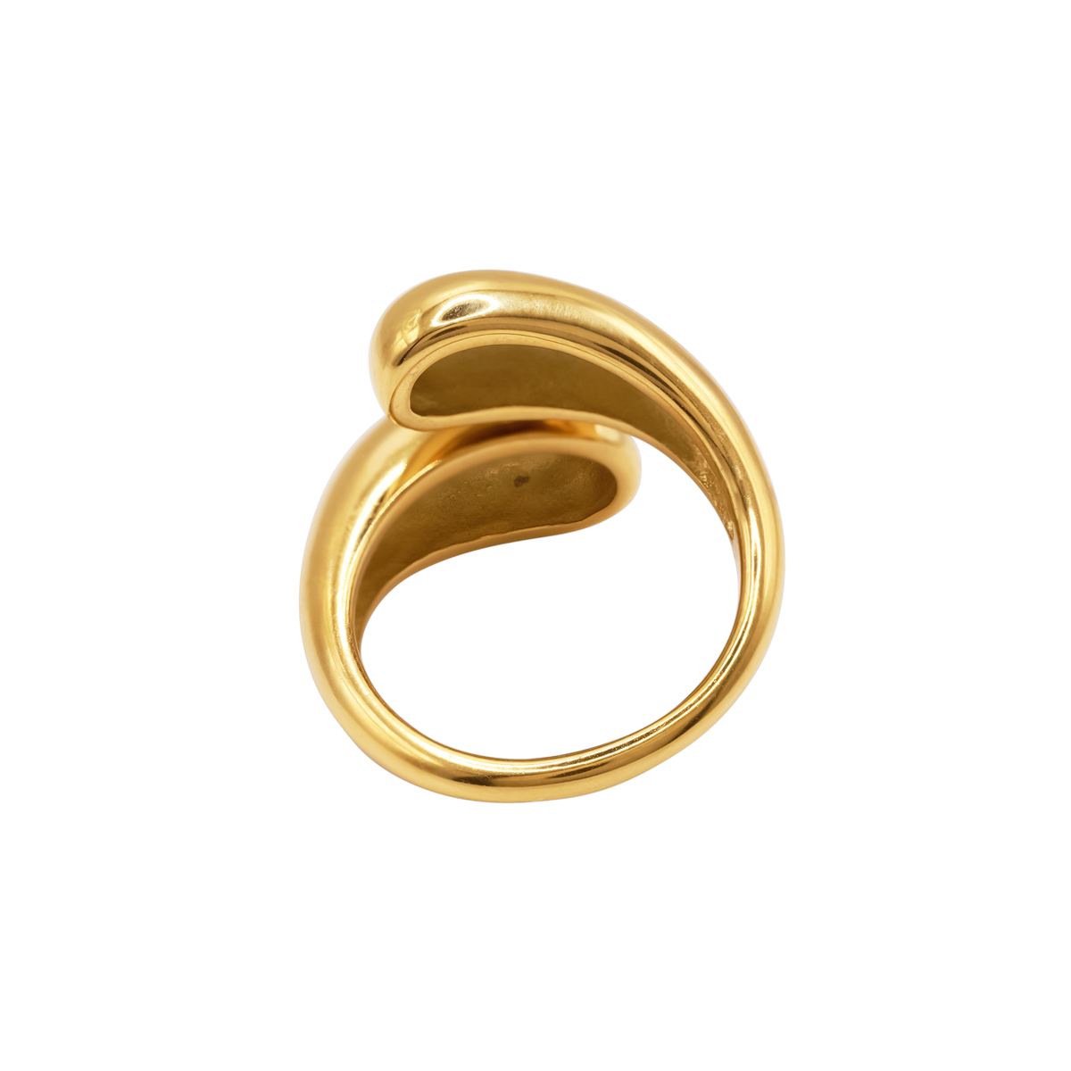 Ring Damen Edelstahl Elani Gold gestylt zum Outfit
