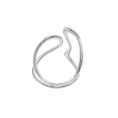 Ring Damen Edelstahl Enola Silber gestylt zum Outfit