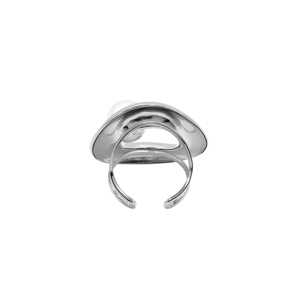 Ring Damen Edelstahl Aveline Silber gestylt zum Outfit