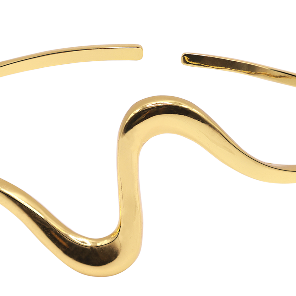 Goldener Damen Oberarmreif Vellia gestylt